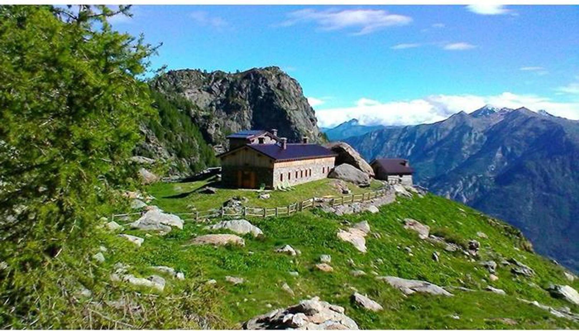 Villa Rifugio Alpe Bonze à Donnaz Extérieur photo