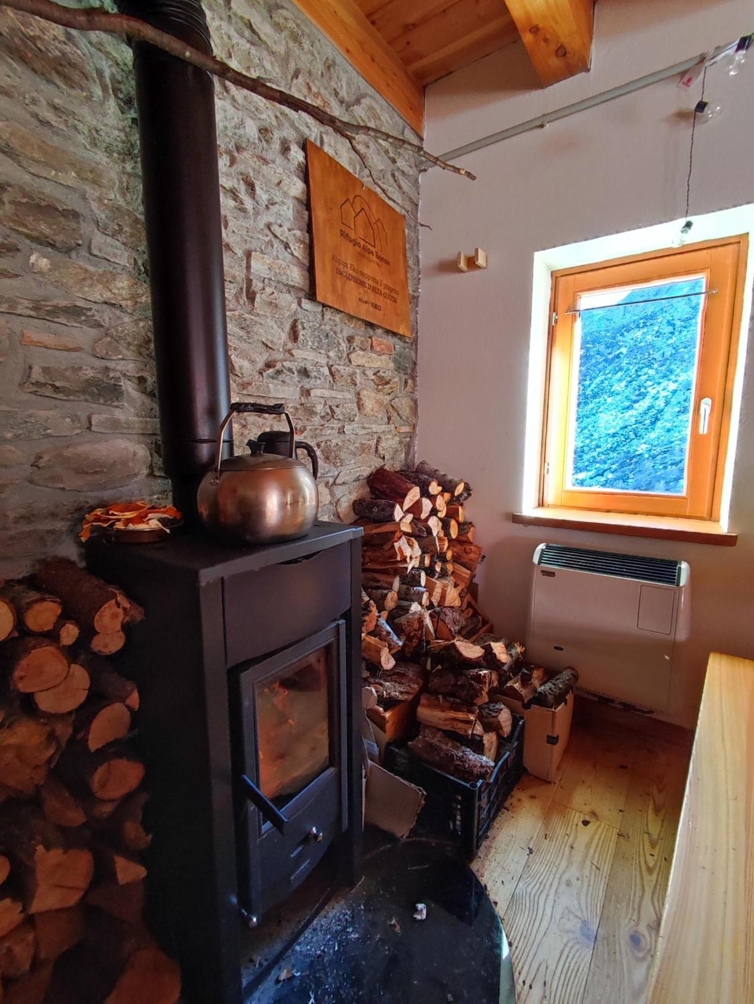 Villa Rifugio Alpe Bonze à Donnaz Extérieur photo